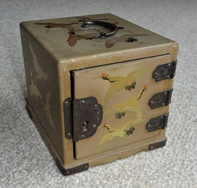 £15 • Buy Vintage Chinese Lacquer Papier Mache Miniature Safe Strongbox With Cranes