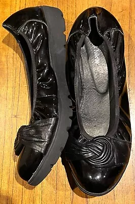 DJANGO & JULIETTE Leather Flats Size EU 39  AU 8 • $39