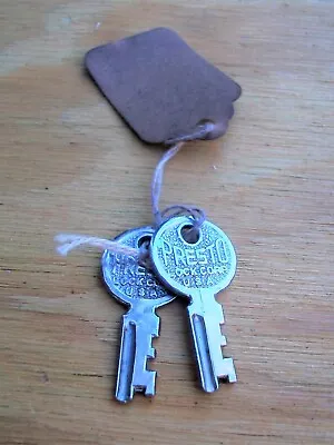 Vintage 1958 - 1963  Fender Guitar Case Keys-Set Of 2 • $34.99