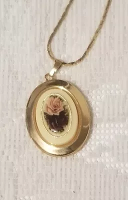 Vintage Floral Cameo Locket Gold Tone  With 22  Necklace • $19.93