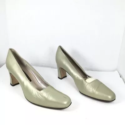 Investments Vintage Leather Heels Green Size 9.5 • $16.23