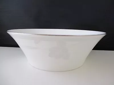 MIKASA OVATION WHITE 9  ROUND VEGETABLE BOWL - 9  X 3 1/4   0507K • $33.97