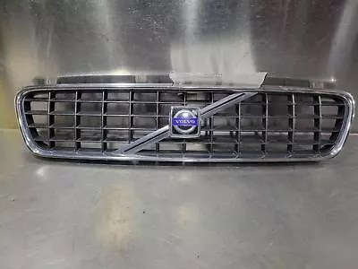 Grille VOLVO 40 SERIES 04 05 06 07 • $26.40