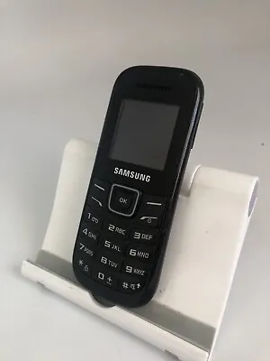 Samsung E1200I Black Unlocked Network Mobile Phone Incomplete 1.5 Screen Display • £5.98