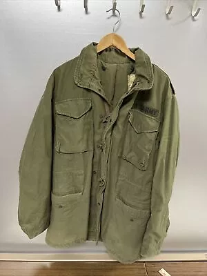 VTG US Army M65 Field Jacket Coat Green Medium Long Military Cold Weather • $47.95