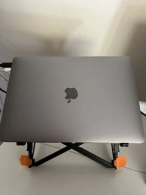 Apple MacBook Air 13  (256GB SSD Apple M1 8GB) Laptop - Space Gray • $665.95