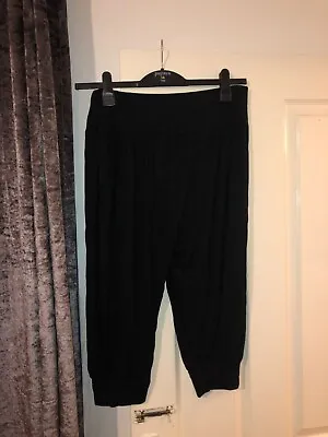 Large Three Quarter Length Leggings In Black Size Xl • £15