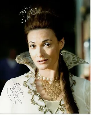 SARAH PARISH - Signed 10x8 Photograph - TV - MERLIN • £19.99