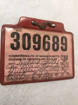 1991 Resident Hunting License Massachusetts W/ Pin Back Case • $14