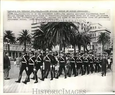 1965 Press Photo Presidential Guard At Independence Plaza Montevideo Uruguay • $15.99