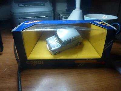 Corgi C330/6 Mini City Silver Good Condition  • £7.99