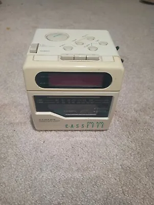 Vintage Lloyd’s Cube CR201 AM/FM Alarm Clock Radio & Cassette Player Works • $29.20