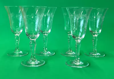 Vintage Small Fluted Etched Floral Glass - Set Of 6 • $15.99