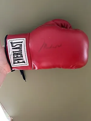 Muhammad Ali Signed Boxing Glove COA. Boxing Memorabilia. Sports Memorabilia • £650