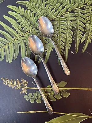 Vintage H&T (Holmes&Tuttle) Mfg. Co. MEADOW FLOWER Pattern XS Spoons Set Of 3 • $15