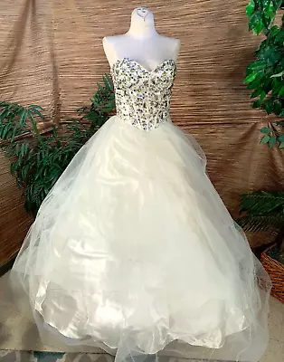 Masquerade Jeweled Ballgown Strapless Wedding Dress Bridal Gown Prom Medium • $70