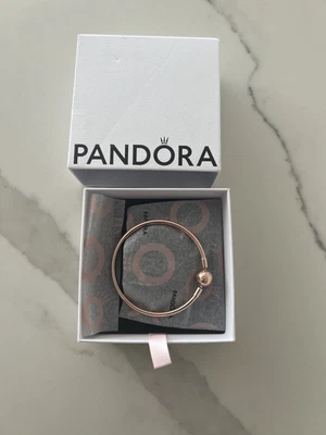 $100 • Buy Pandora Rose Gold Bangle