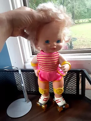 Vintage 1982 Mattel Baby Skates Doll Roller 1980s Wind Up Toy GM • $9.99