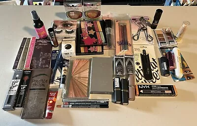 Lot Of (40) Mixed Makeup And Beauty Items-Ton Of Stuff For A Great Price LOT ZZ • $79.99