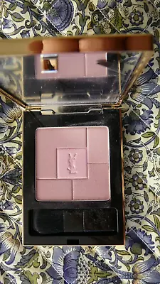 YSL Heart Of Light Powder Blush Volupte - No.1 • £24