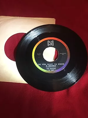 BEATLES 45 Do You Want To Know A Secret/Thank You Girl VEE JAY 587. • $12.45