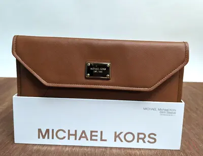MICHAEL Michael Kors Slim Sleeve For Macbook Air 11  Brown Saffiano Leather • $29.99