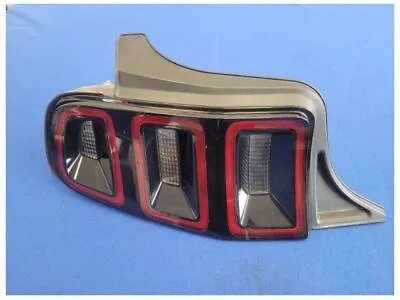 2013-2014 Ford Mustang GT Driver Left LH Taillight Lamp Rear Brake Light 2508 • $199.99