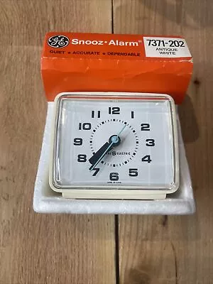 NOS Vtg GE Dial Snooz Alarm Quiet Accurate Dependable Clock Rare Model 7371-202 • $39.99