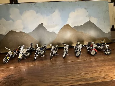 Harley Davidson Motorcycle Models Diecast Lot Of (8) Maisto  1:18 Scale • $16.99