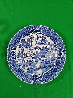 Vintage BLUE WILLOW 9  Plate -  Made In Occupied Japan Crown Mark NO CHIPS • $16.99