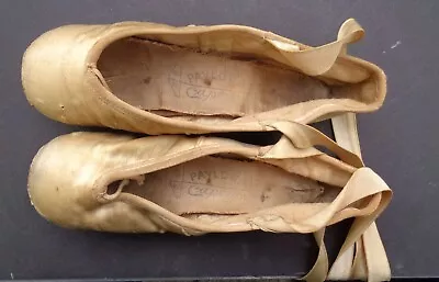 OSAGE Prima Ballerina MARJORIE TALLCHIEF Worn BALLET Pointe Shoes DOUMENTED 1959 • $900