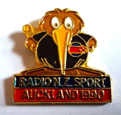 1990 AUCKLAND New Zealand COMMONWEALTH Games RADIO N.Z. SPORT MEDIA PIN • $9.41