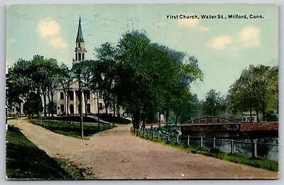 Milford Connecticut DB Postcard First Church Water St • $6.99