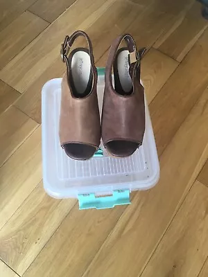 £8.99 • Buy JEFFREY CAMPBELL WOMEN'S BROWN PEEP-TOE PLATFORM WEDGE HEELS - Size UK4