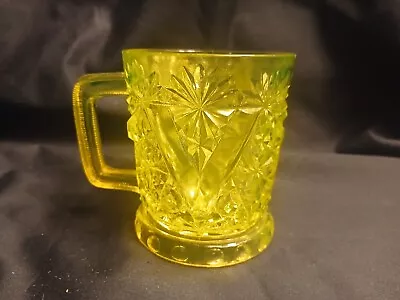 Beautiful Victorian Beatty Eapg Vaseline Vandyke Daisy & Button Mug 1880's • $59.99