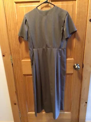 Amish Mennonite Hand Made Ladies Brown Cape Style Dress B40 EUC Plain Clothing • $14.99