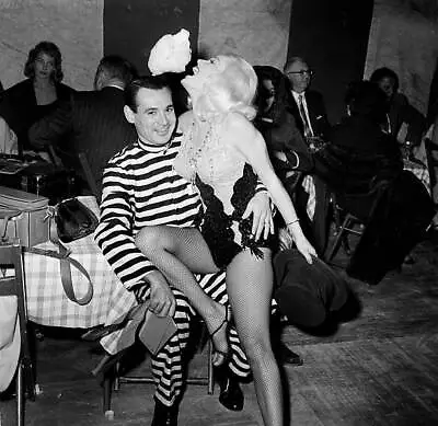 Actress Mamie Van Doren Attends A Halloween Party 1956 OLD PHOTO 1 • $9