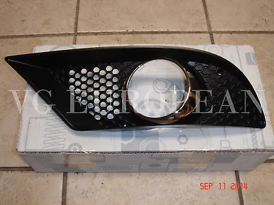 Mercedes W209 CLK-Class Genuine Front Bumper Left Mesh Grille CLK350 CLK550 • $147.93