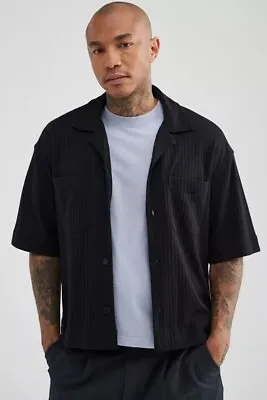 Urban Outfitters UO Standard Cloth Logan Ribbed Cropped Men's Shirt M NWT 267989 • $18.74