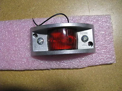 Manitex Load King Light Marker Red Jp0-0090-124r Nsn: 6220-01-247-0046 • $17.75