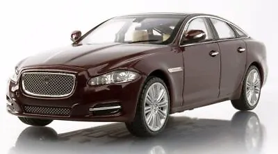 Ixo Dealer Model Jaguar XJ - Caviar (Oxblood Maroon)  1:43 Scale • £18.88