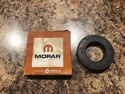 Nos Mopar Rear Axle Oil Seal 7 1/4 Axle 66-70 2643464 • $40