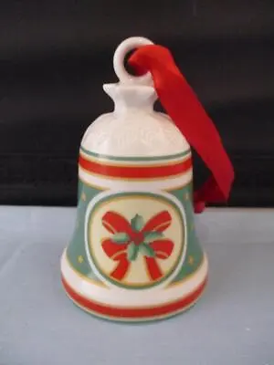 Vtg Villeroy & Boch Magic Bell Christmas Ornament Porcelain Bows And Holly 1748 • $15