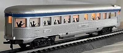 HO Scale Life-Like Observation VIA Rail Lighted Pass Car Salaberry  #4129 • $11.95