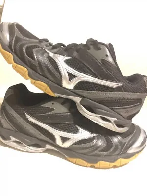 Muzino Volleyball Shoes (Lightly Worn) • $28