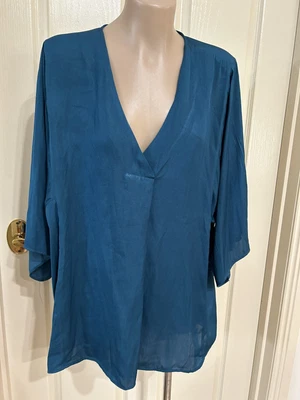 $15 • Buy Women's *~*WITCHERY*~*  3/4 Sleeve Shirt  Top     Size  12