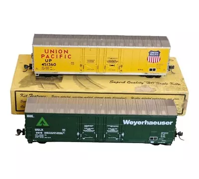 Details West Ho Scale Union Pacific UP451360 & Weyerhaeuser Boxcar Models  • £30