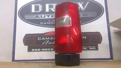 LOWER Tail Light Assembly VOLVO 70 WAGON Right 98 99 00 RH REAR LAMP • $45