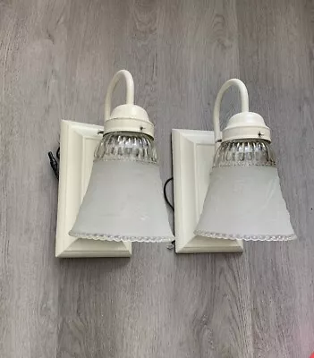 Pair Of Painted Wall Sconces White With On/off Switches Glass Globes • $25