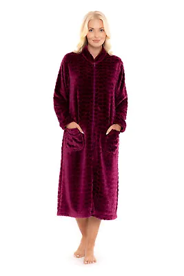 £28 • Buy Suzy & Me Ladies Zip Front Soft Embossed Fleece Dressing Gown